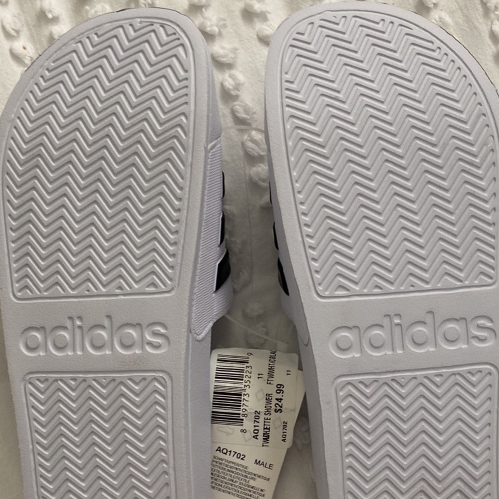 Mens adidas slides size 11